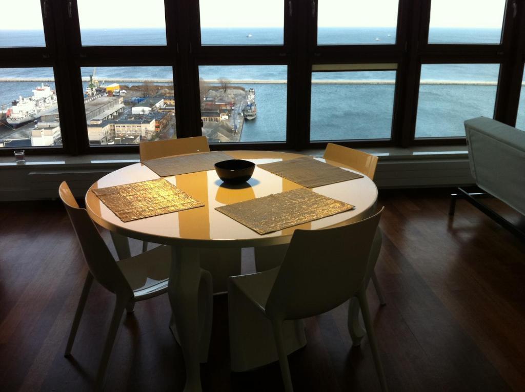 Sea Towers Apartman Gdynia Szoba fotó